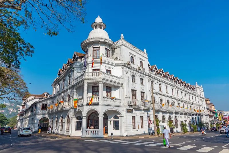 Queens Hotel